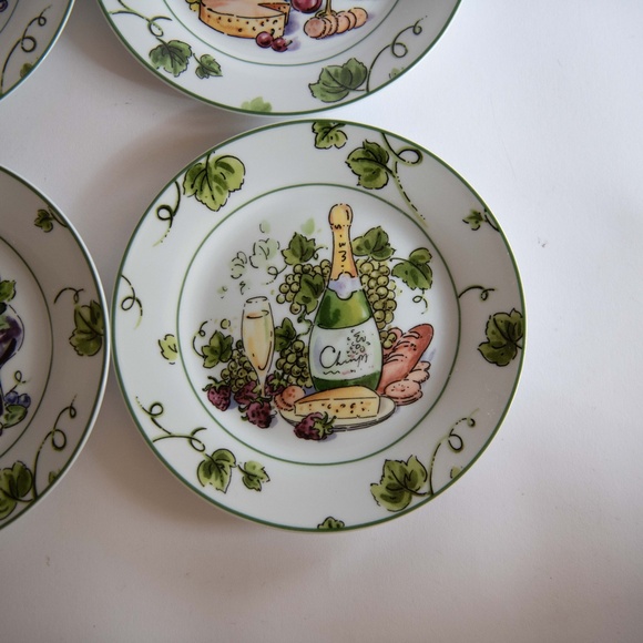 Set of 4 Godinger & Co Wine & Cheese Theme Dessert Salad Appetizer Plates - Picture 2 of 8